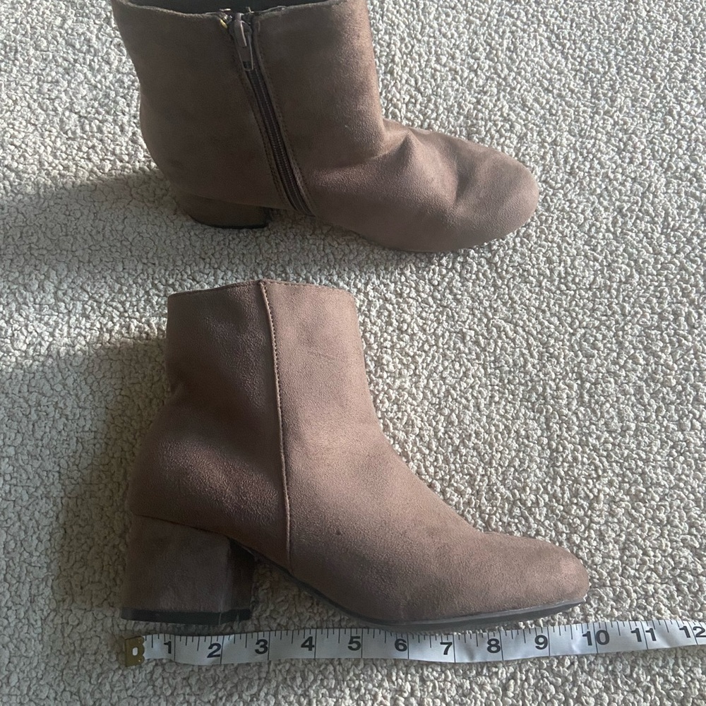 🔸 Ardene 🔸 tan booties - Picture 5 of 6